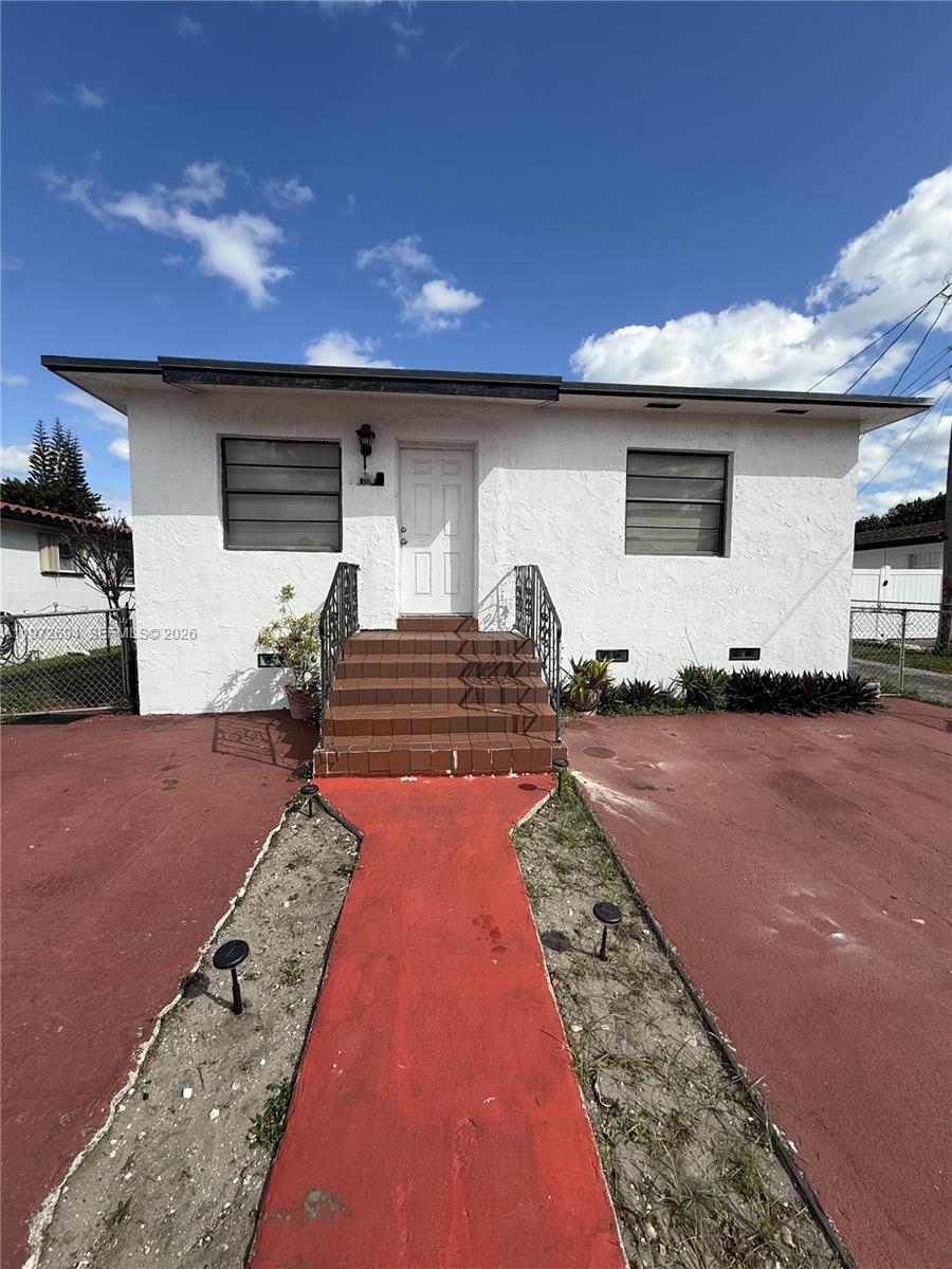 COMFORT GARDENS - Residential Income