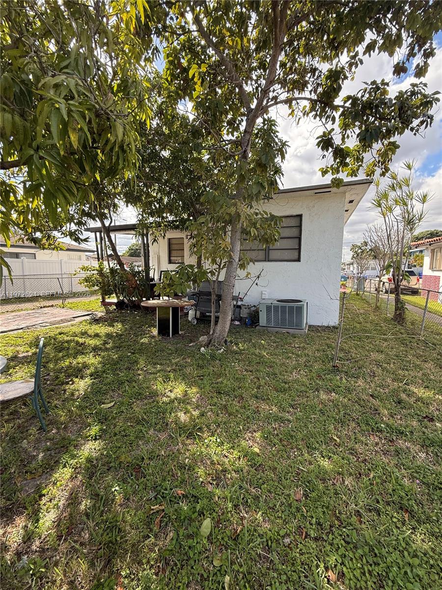 COMFORT GARDENS - Residential Income