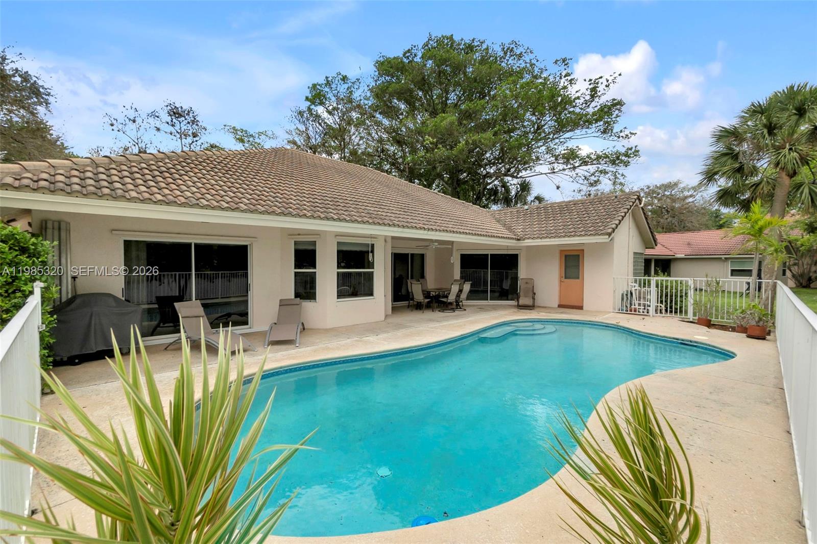 BOULEVARD FOREST - Residential