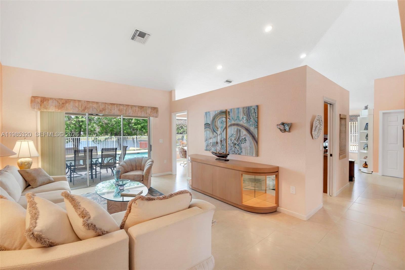 BOULEVARD FOREST - Residential