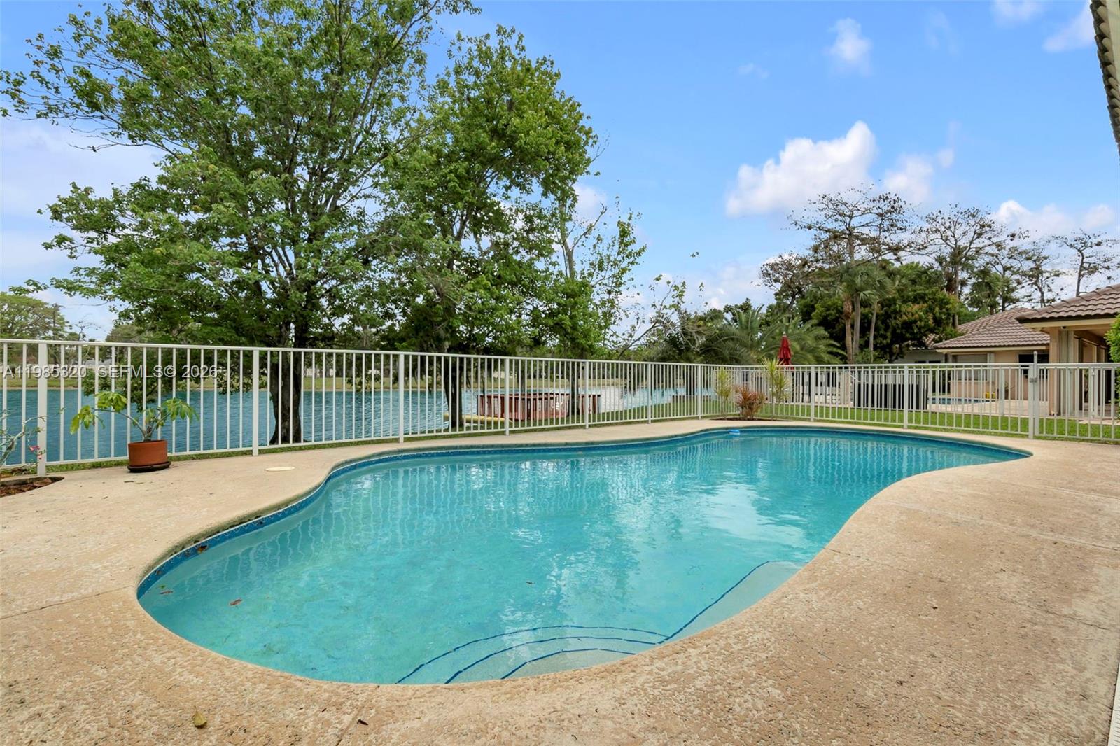 BOULEVARD FOREST - Residential