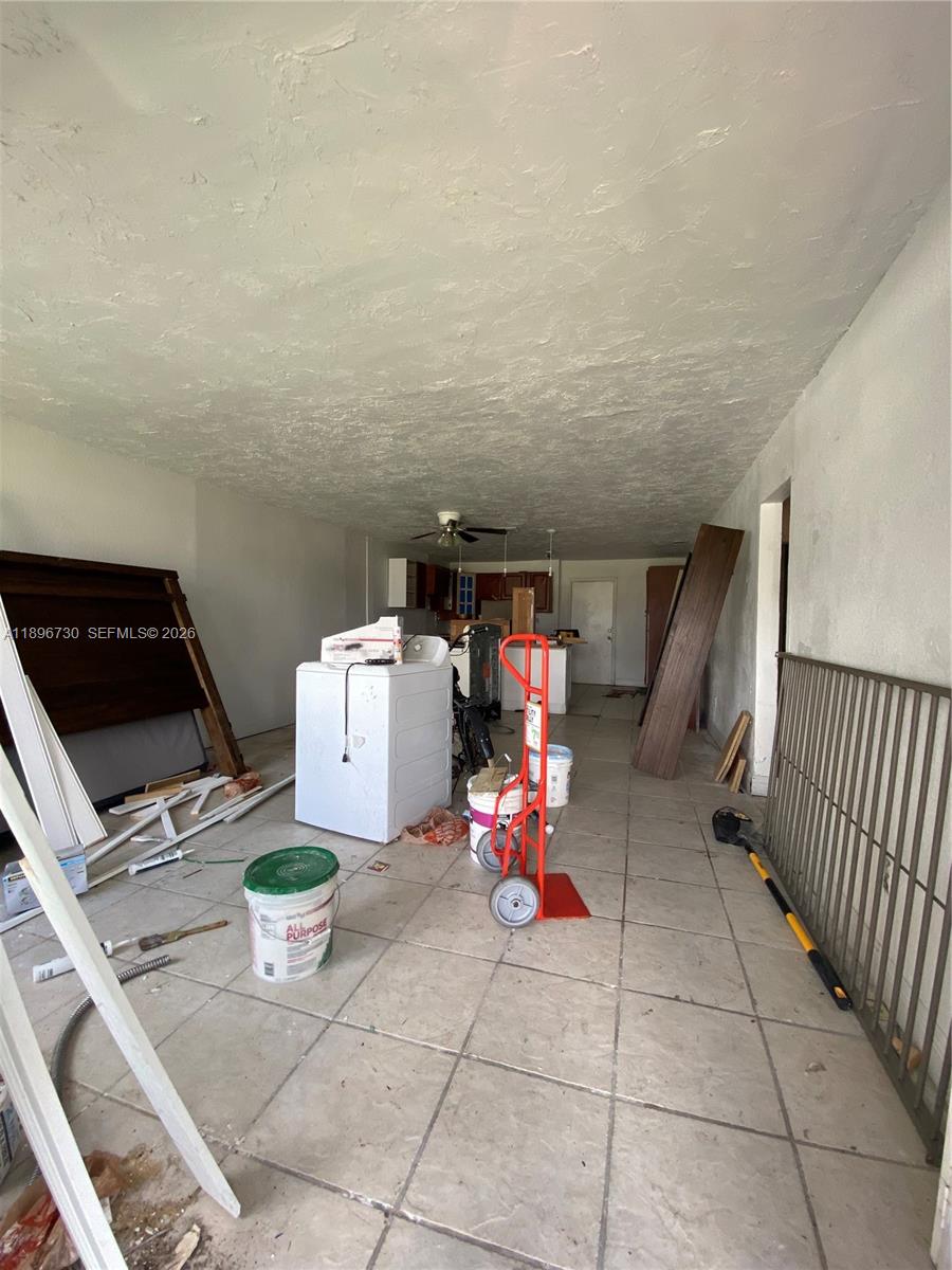 DEL PRADO GARDENS SEC 3 - Residential