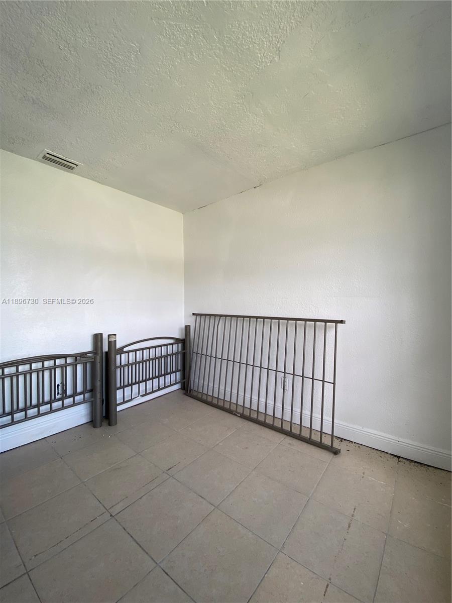 DEL PRADO GARDENS SEC 3 - Residential