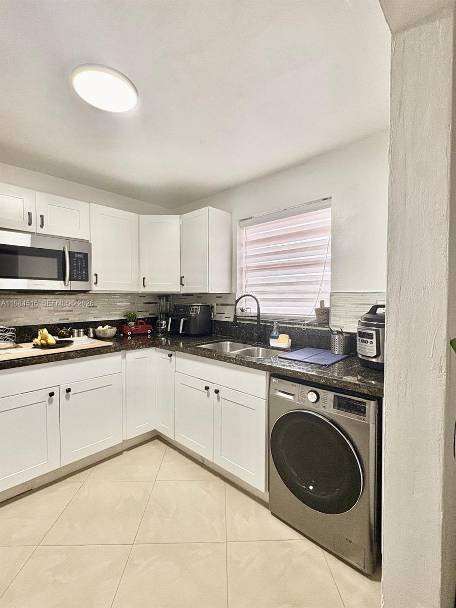 VILLA LUISA CONDO - Residential