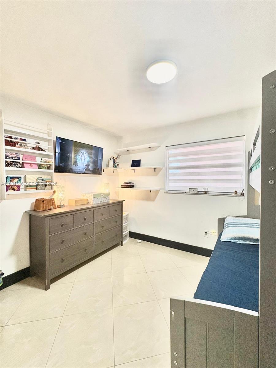 VILLA LUISA CONDO - Residential