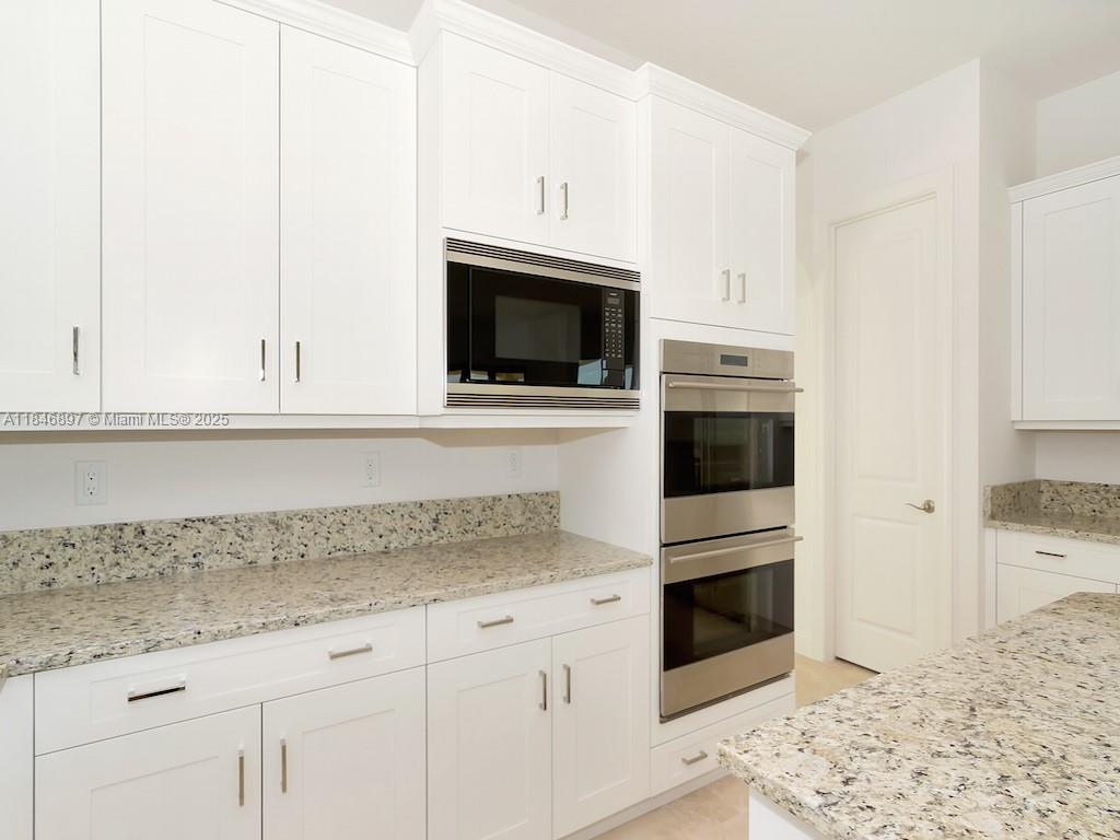 PARKLAND GOLF & COUNTRY C - Residential Lease