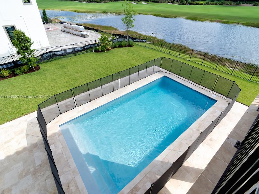 PARKLAND GOLF & COUNTRY C - Residential Lease