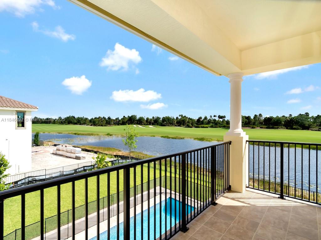 PARKLAND GOLF & COUNTRY C - Residential Lease
