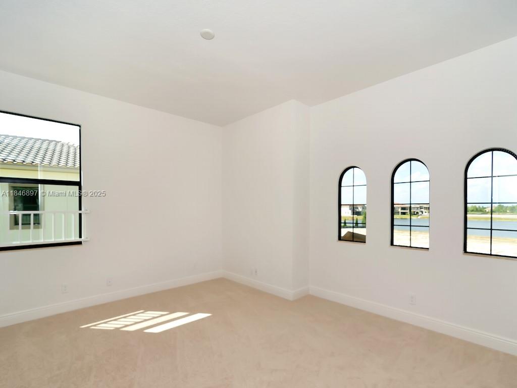 PARKLAND GOLF & COUNTRY C - Residential Lease