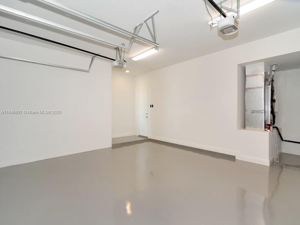 PARKLAND GOLF & COUNTRY C - Residential Lease