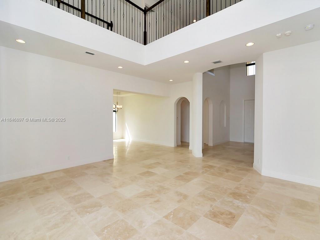 PARKLAND GOLF & COUNTRY C - Residential Lease