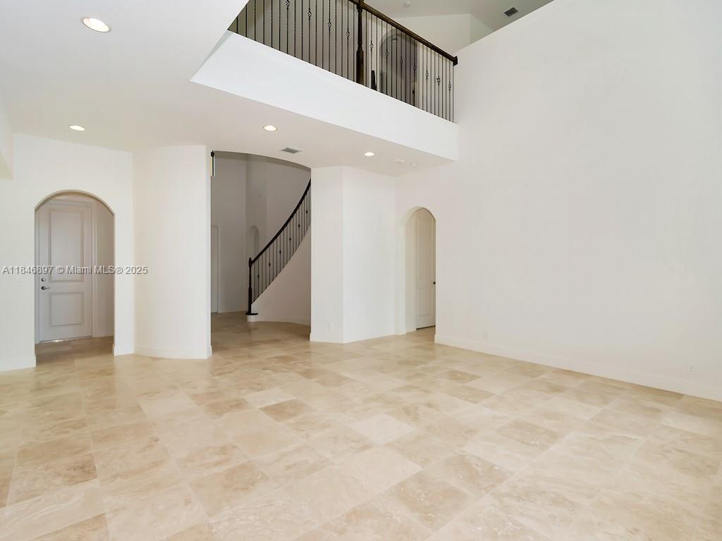 PARKLAND GOLF & COUNTRY C - Residential Lease