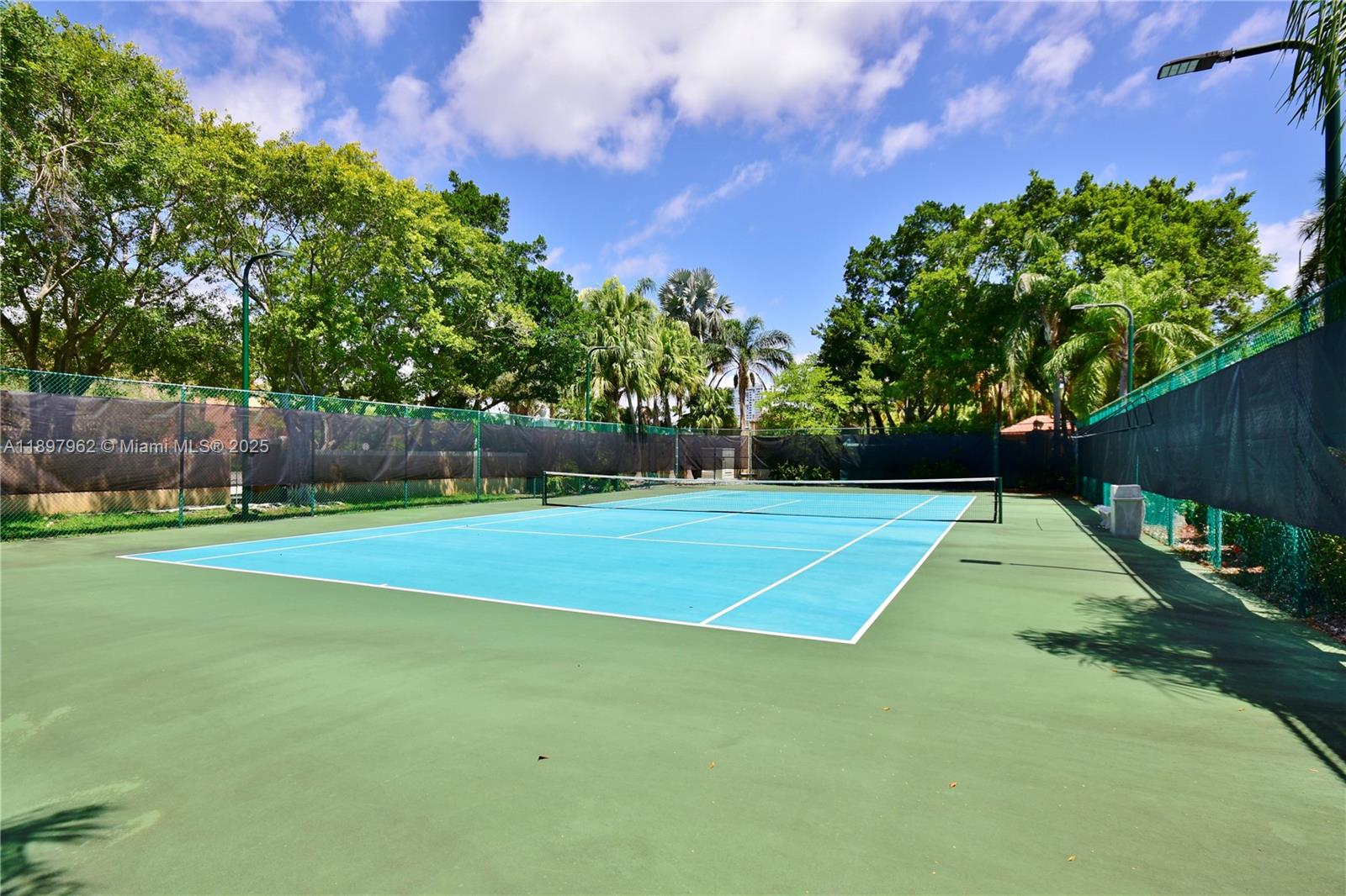 THE YACHT CLUB AT AVENTURA - Residential Lease