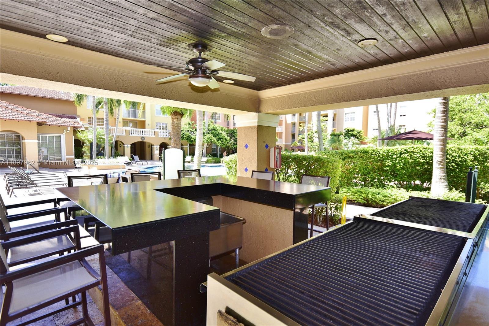 THE YACHT CLUB AT AVENTURA - Residential Lease