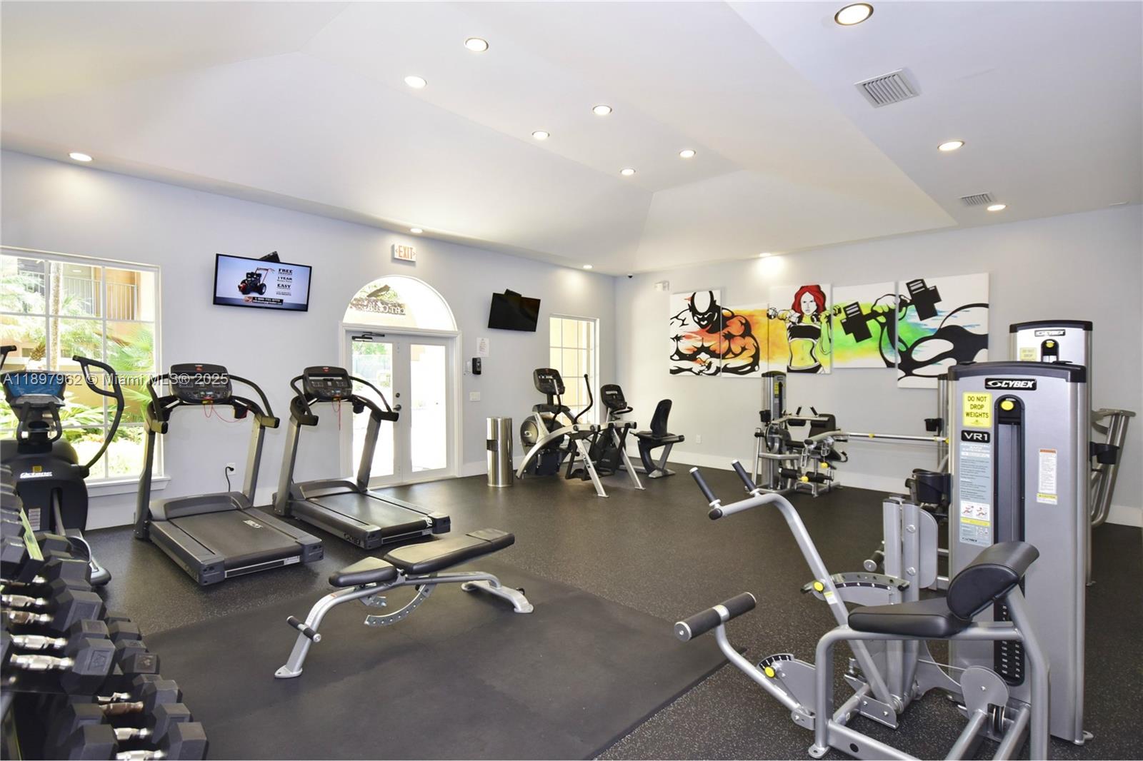 THE YACHT CLUB AT AVENTURA - Residential Lease