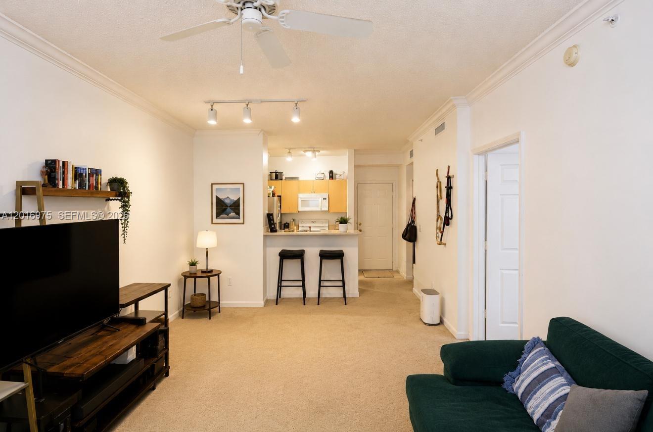 REGENT PARK CONDO - Residential Lease