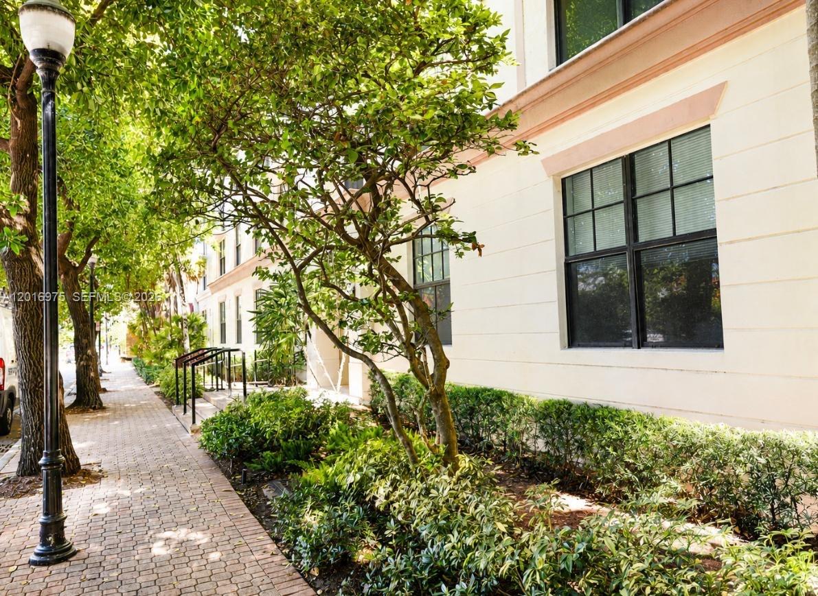 REGENT PARK CONDO - Residential Lease