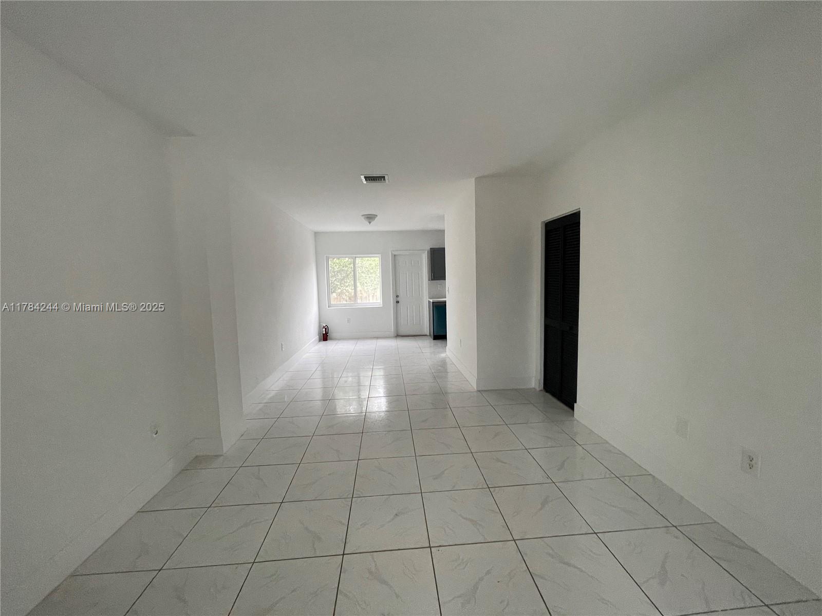475 NW 83rd St 475