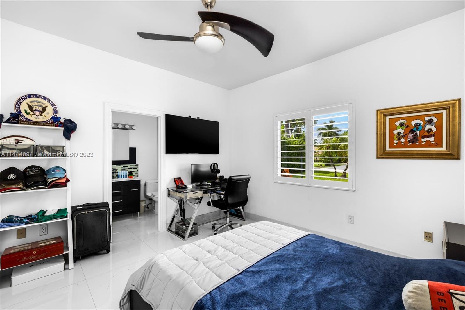 BANYAN WOODS - Residential