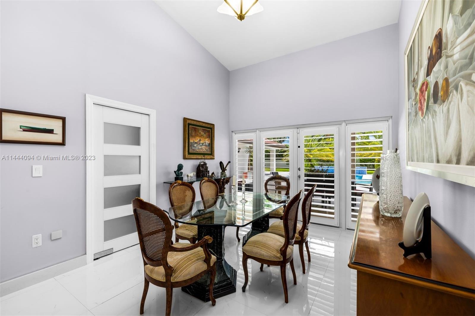 BANYAN WOODS - Residential