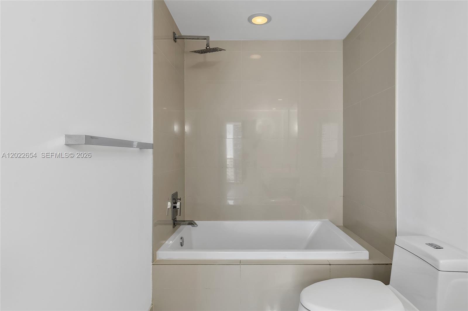 BRICKELL HEIGHTS EAST CON - Residential