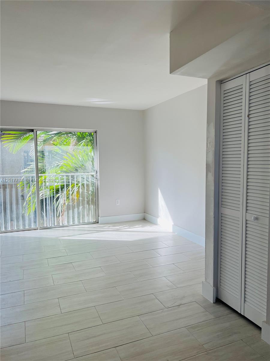 THE RIVIERA AT CORAL LAKE - Residential