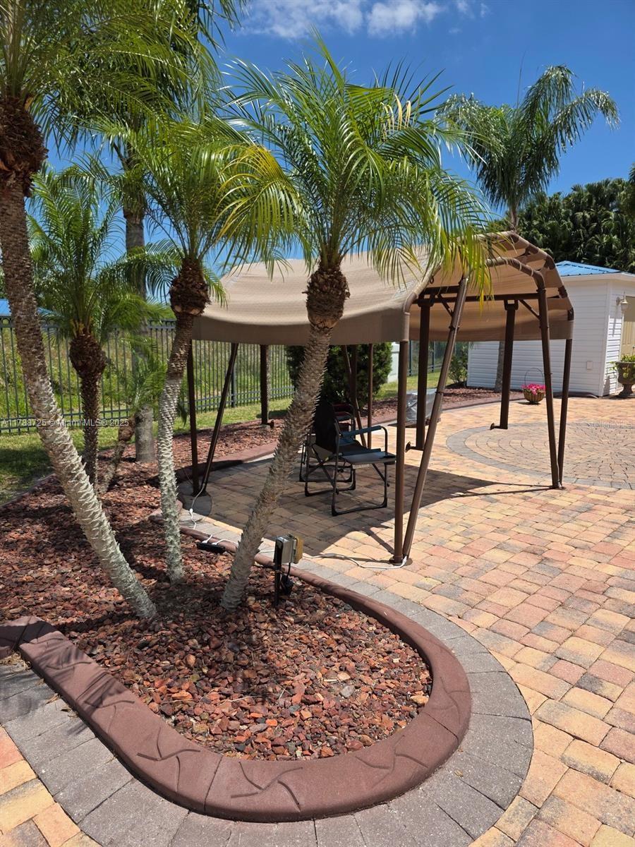 Silver Palms RV Resort - Land