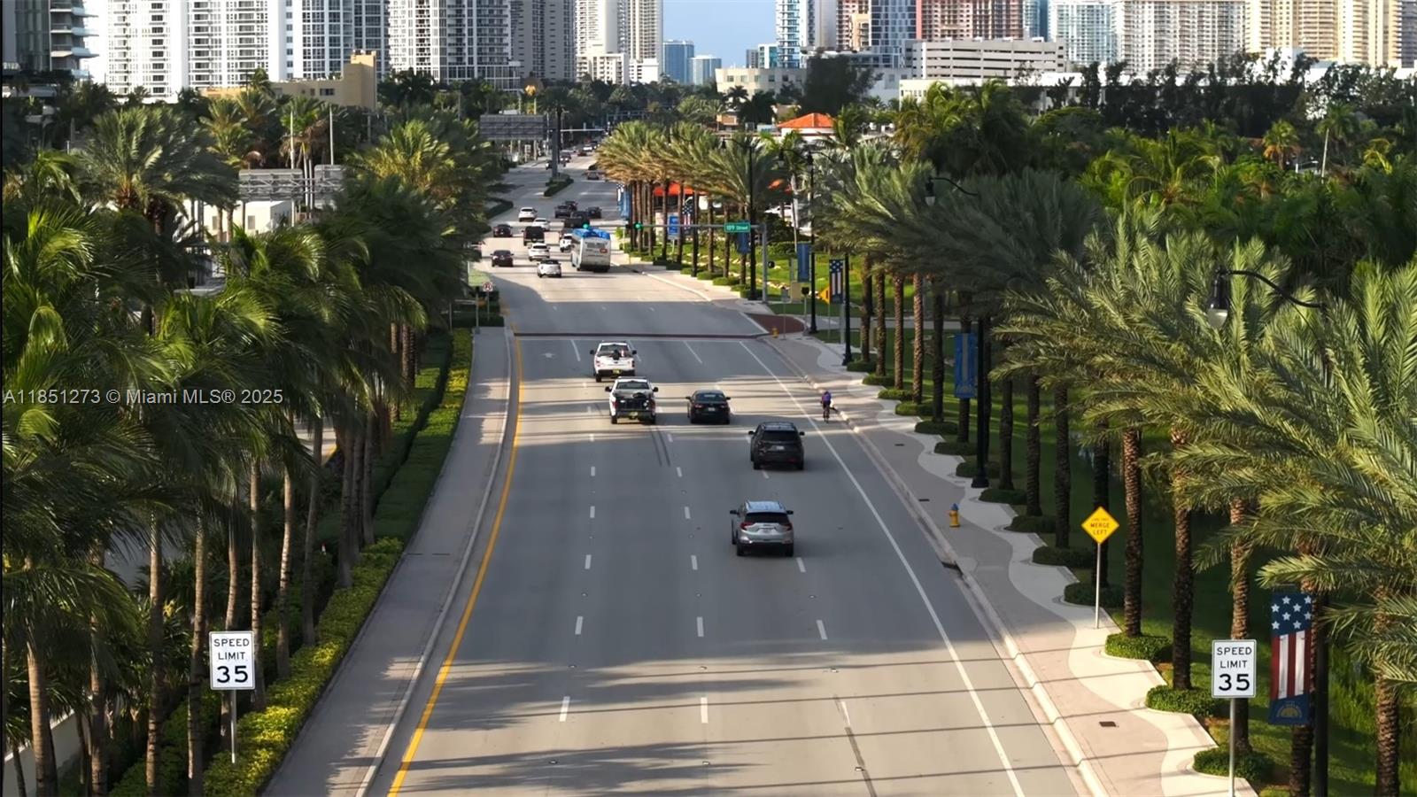 SAYAN CONDO - Residential