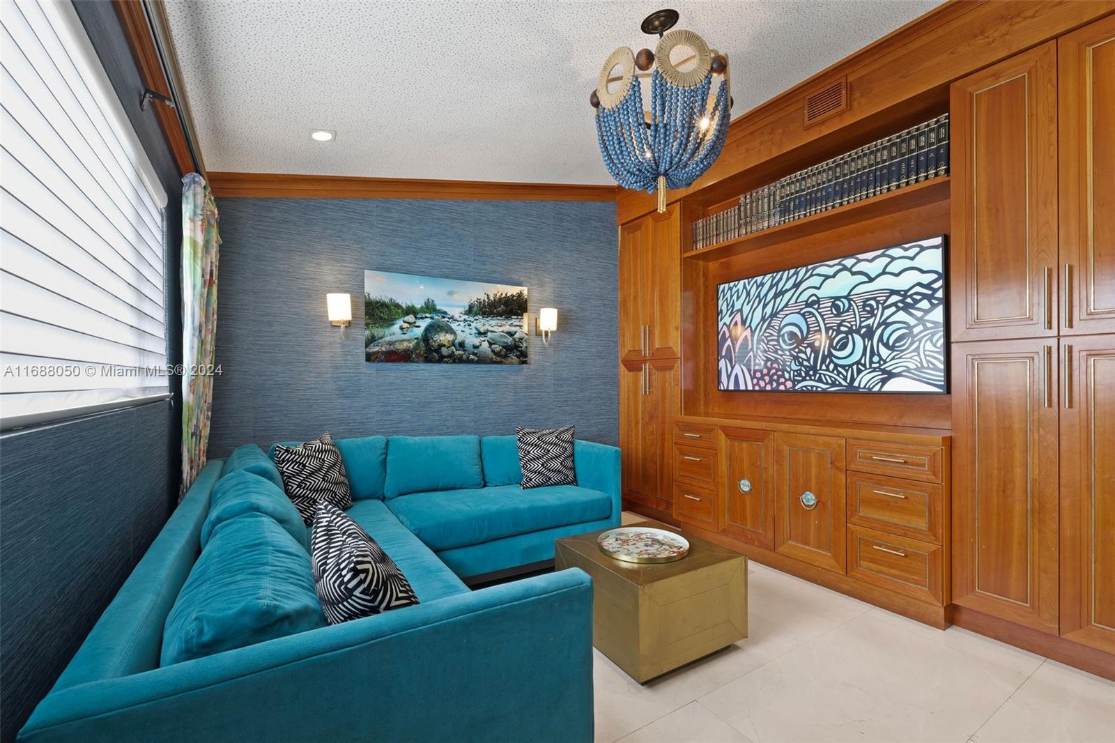 NAUTILUS SUB - Residential