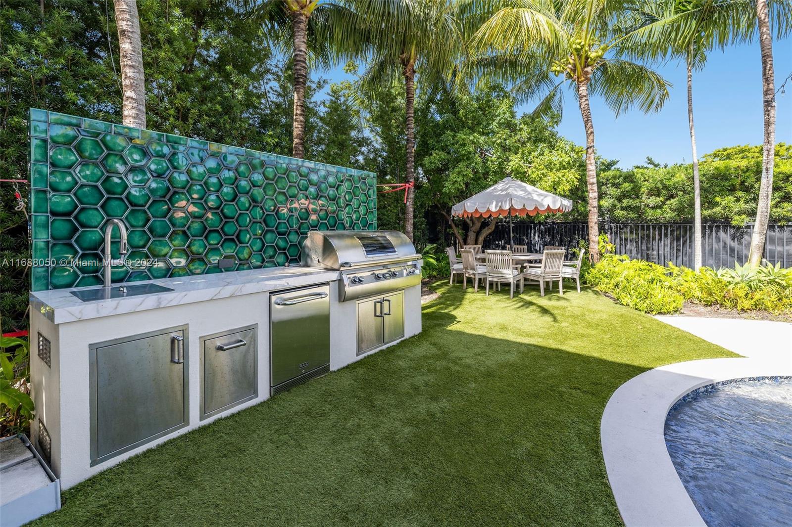 NAUTILUS SUB - Residential