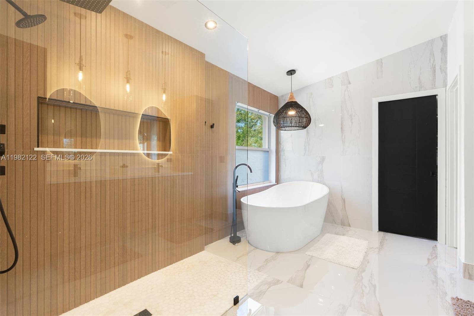 WATERS EDGE AT PARKLAND - Residential