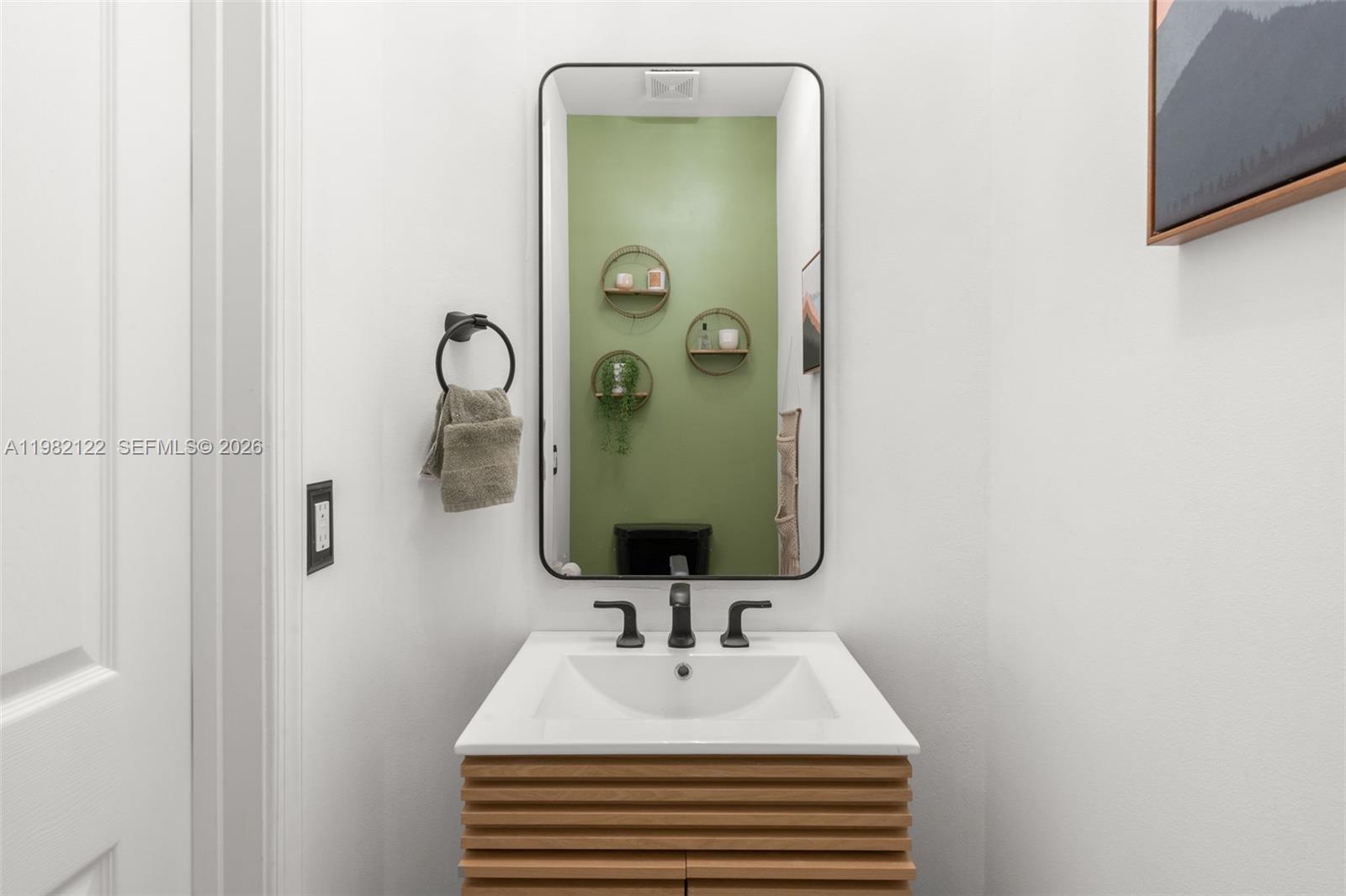 WATERS EDGE AT PARKLAND - Residential