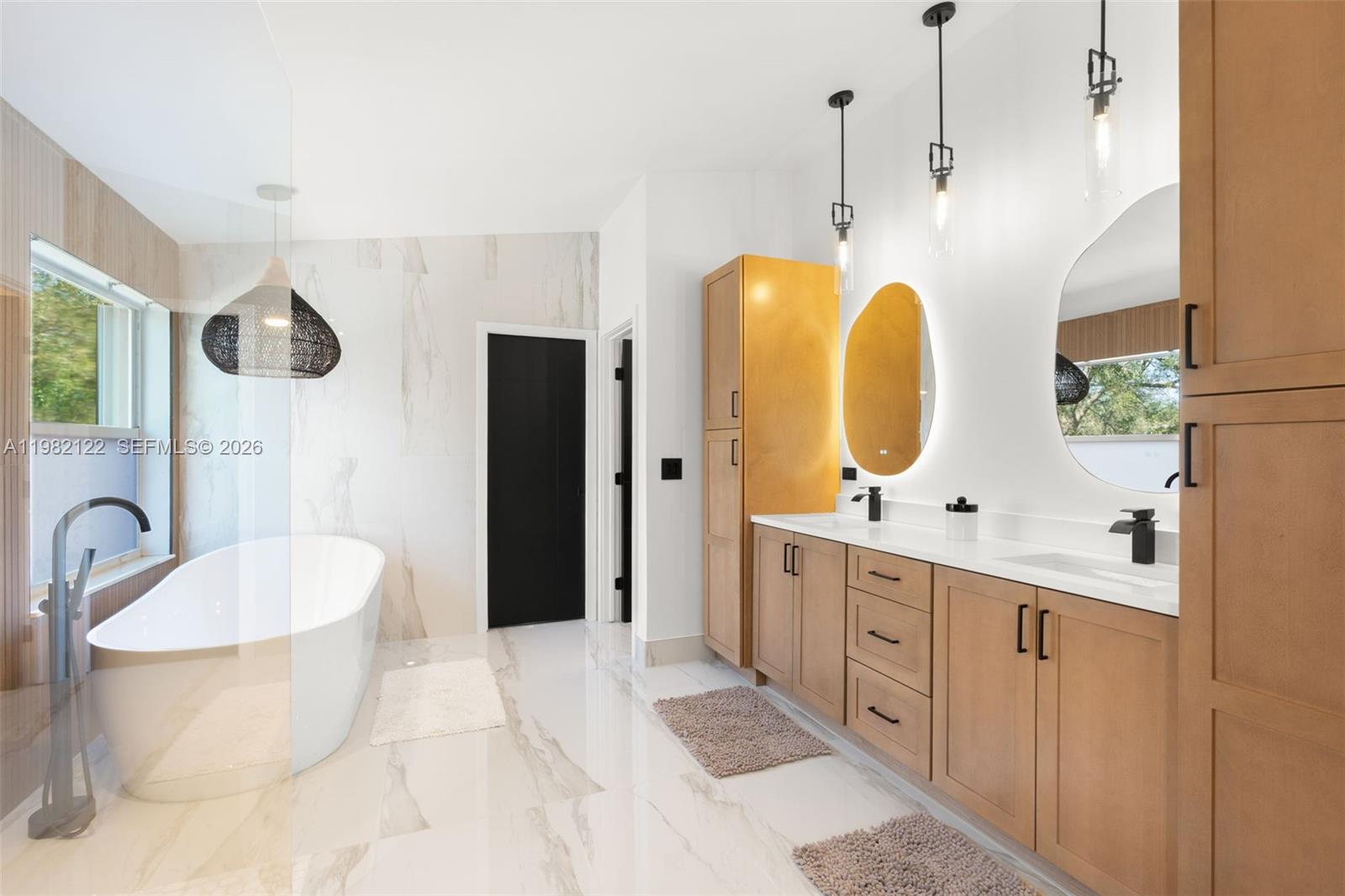 WATERS EDGE AT PARKLAND - Residential