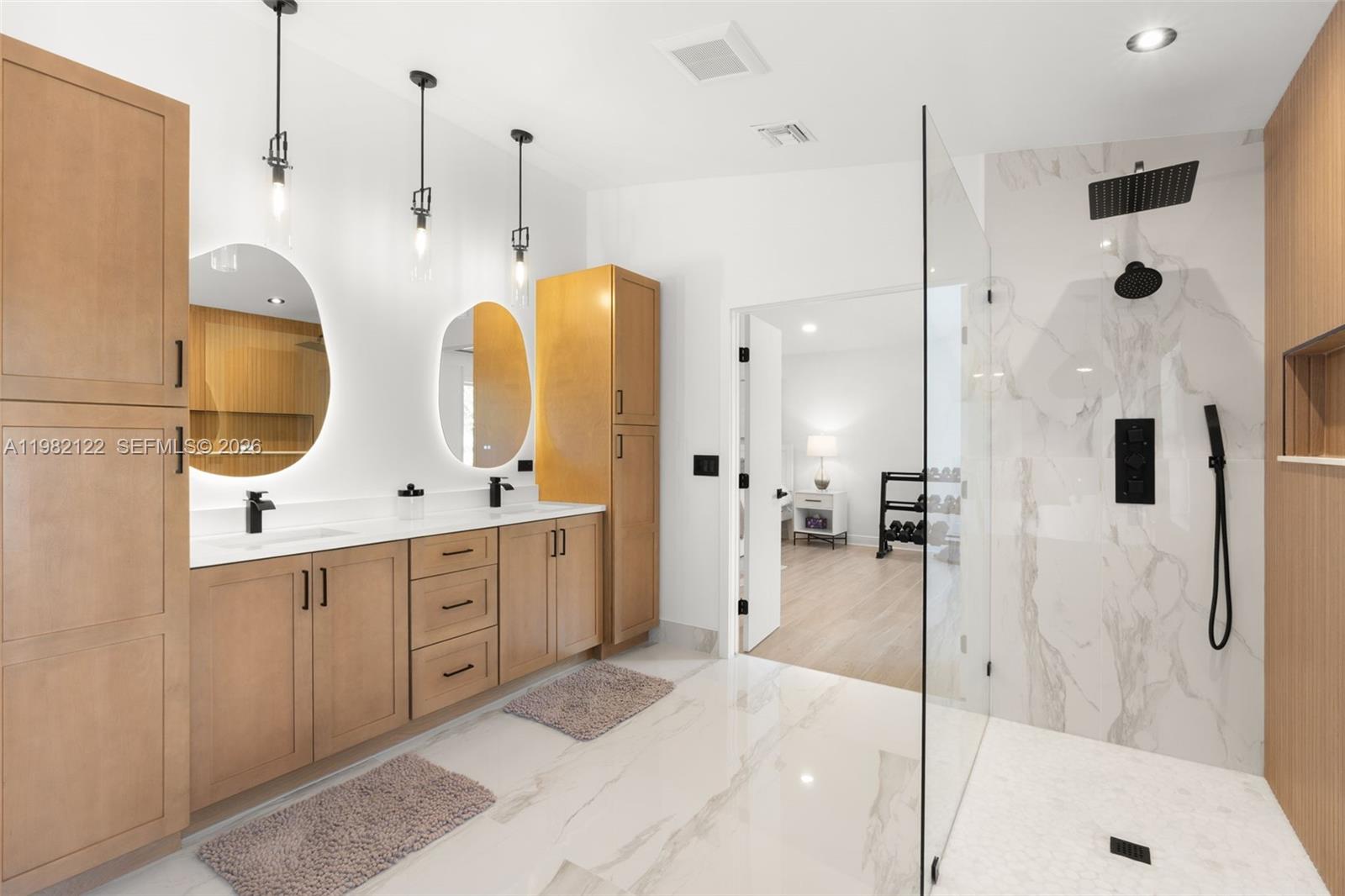 WATERS EDGE AT PARKLAND - Residential