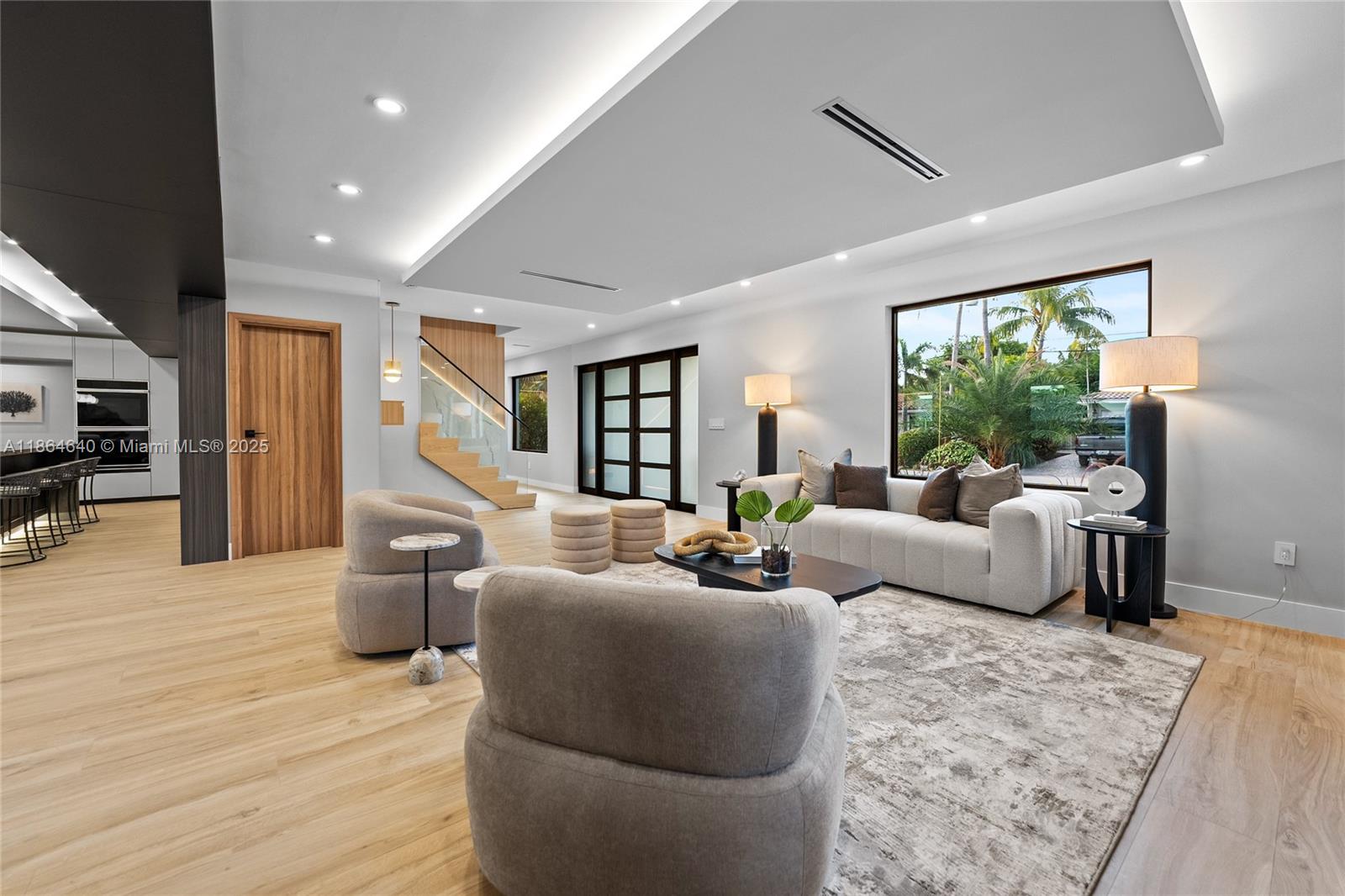 BERMUDA RIVIERA - Residential