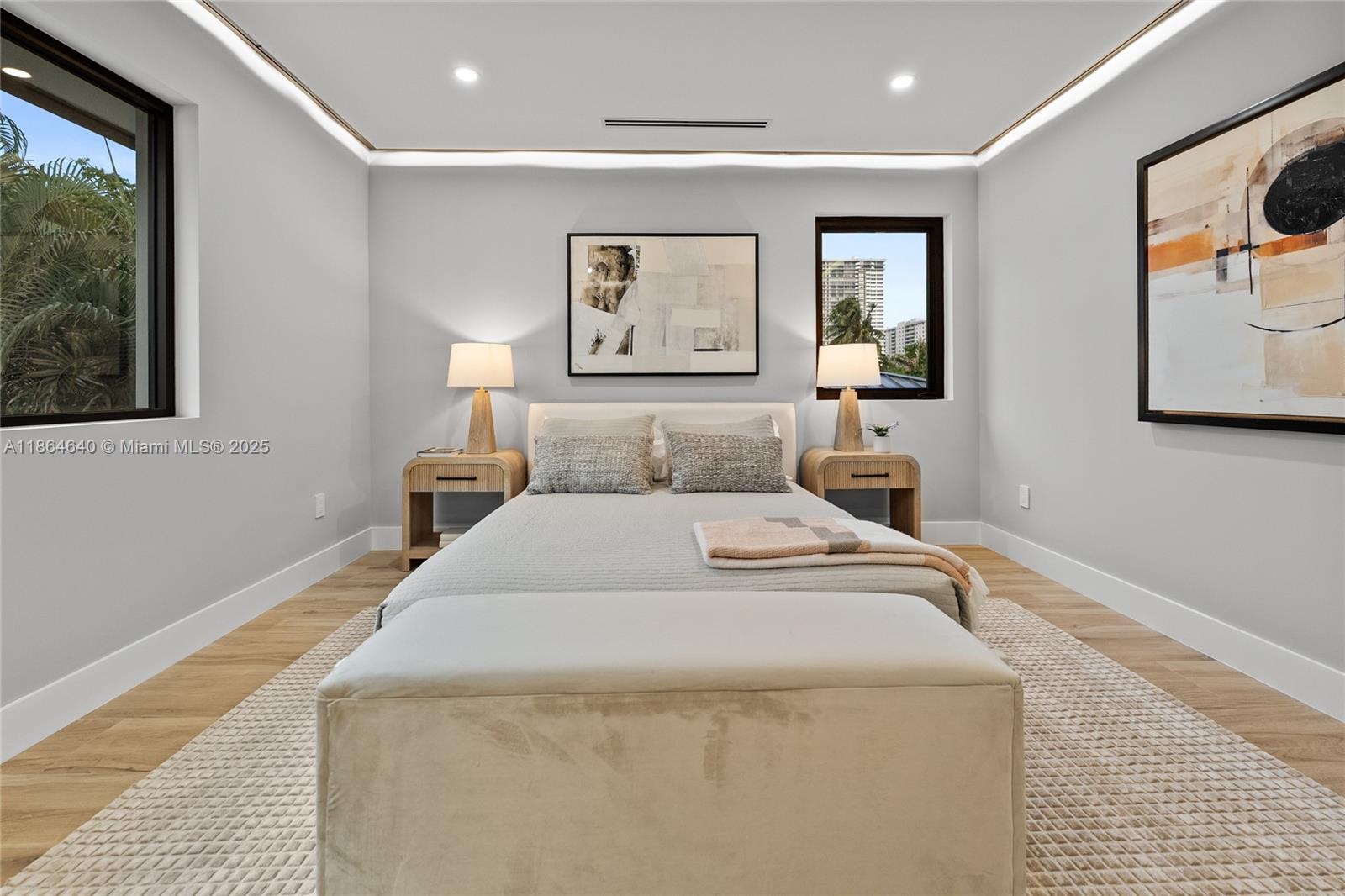 BERMUDA RIVIERA - Residential