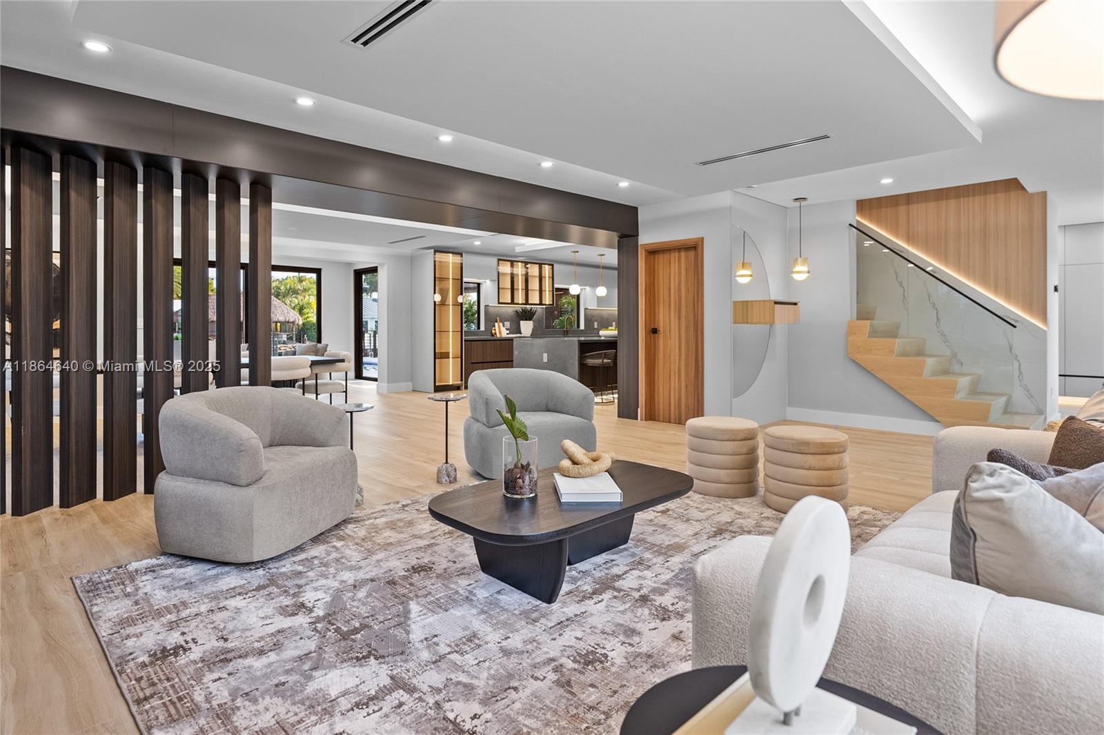 BERMUDA RIVIERA - Residential