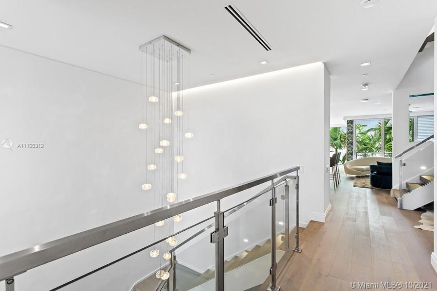 SEAGATE YACHT CLUB - Residential
