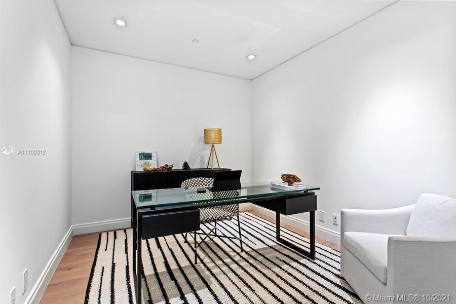 SEAGATE YACHT CLUB - Residential
