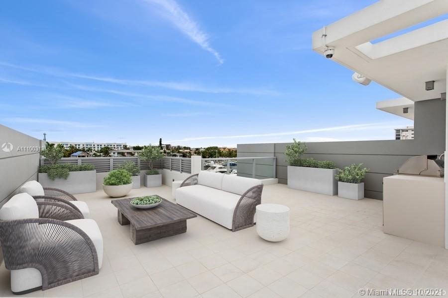 SEAGATE YACHT CLUB - Residential