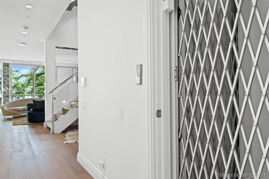 SEAGATE YACHT CLUB - Residential