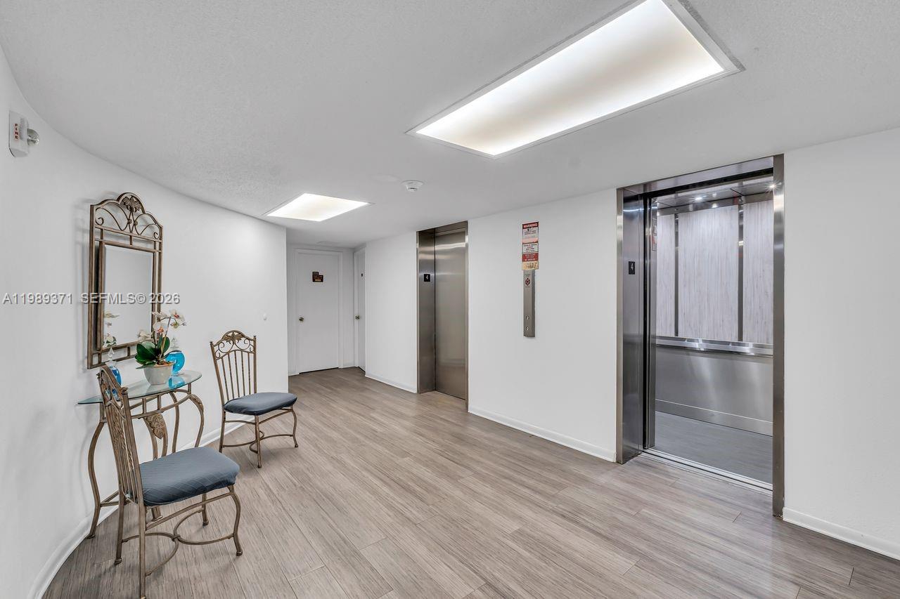 IMPERIAL TOWERS CONDO - Residential