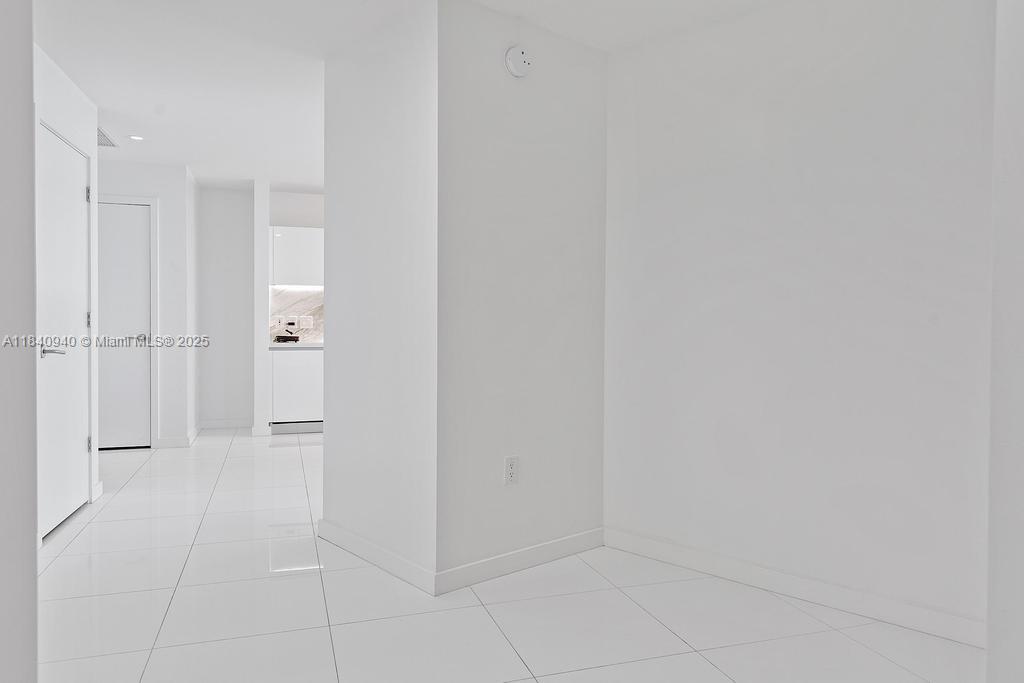 PARAMOUNT MIAMI WORLDCENTR - Residential