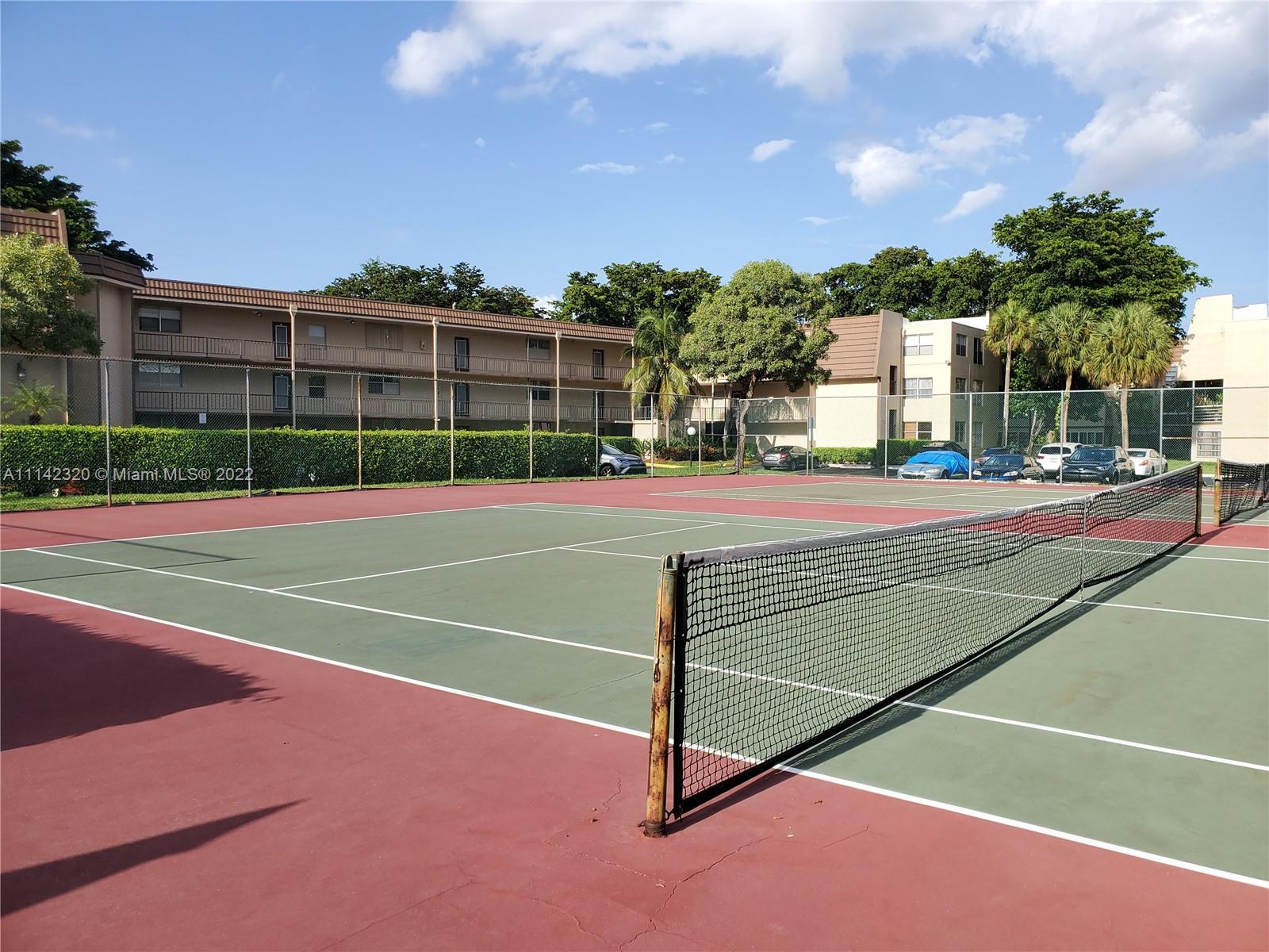 LIME BAY 6 CONDO - Residential