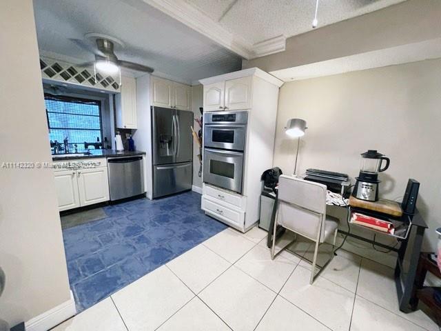 LIME BAY 6 CONDO - Residential