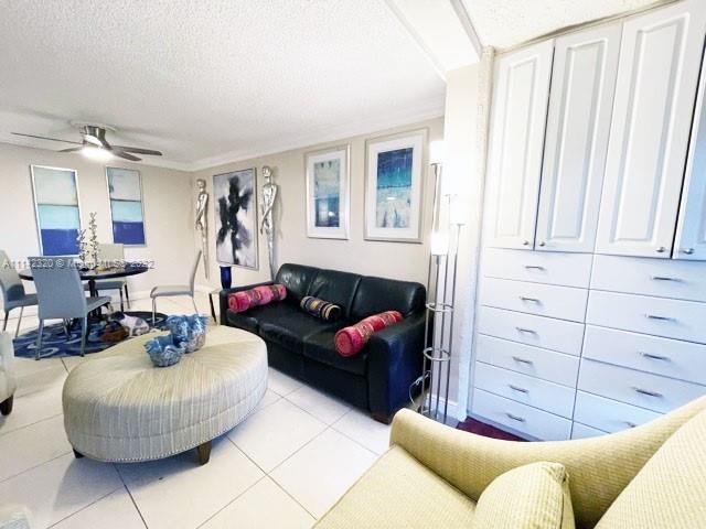 LIME BAY 6 CONDO - Residential