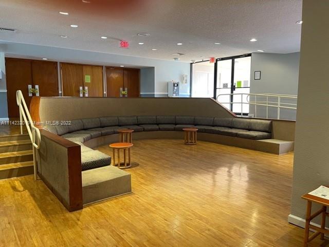 LIME BAY 6 CONDO - Residential