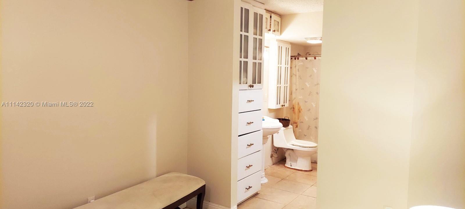 LIME BAY 6 CONDO - Residential