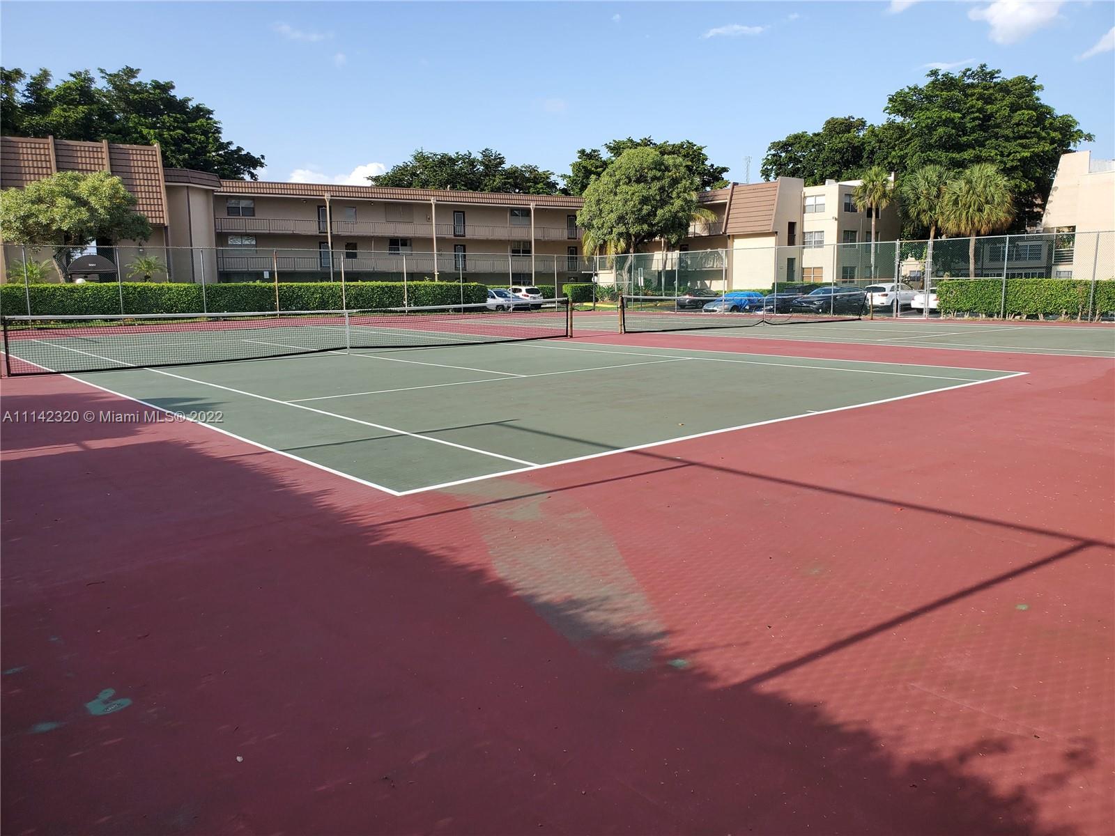 LIME BAY 6 CONDO - Residential