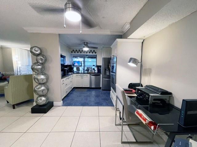 LIME BAY 6 CONDO - Residential